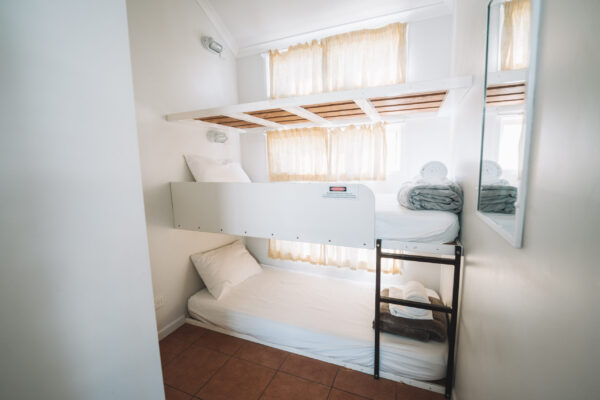 rainbow-beach-two-bedroom-villa-bunk-beds